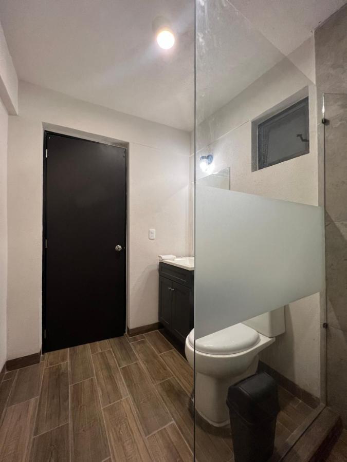 Hotel Tia Flora Λεόν Εξωτερικό φωτογραφία