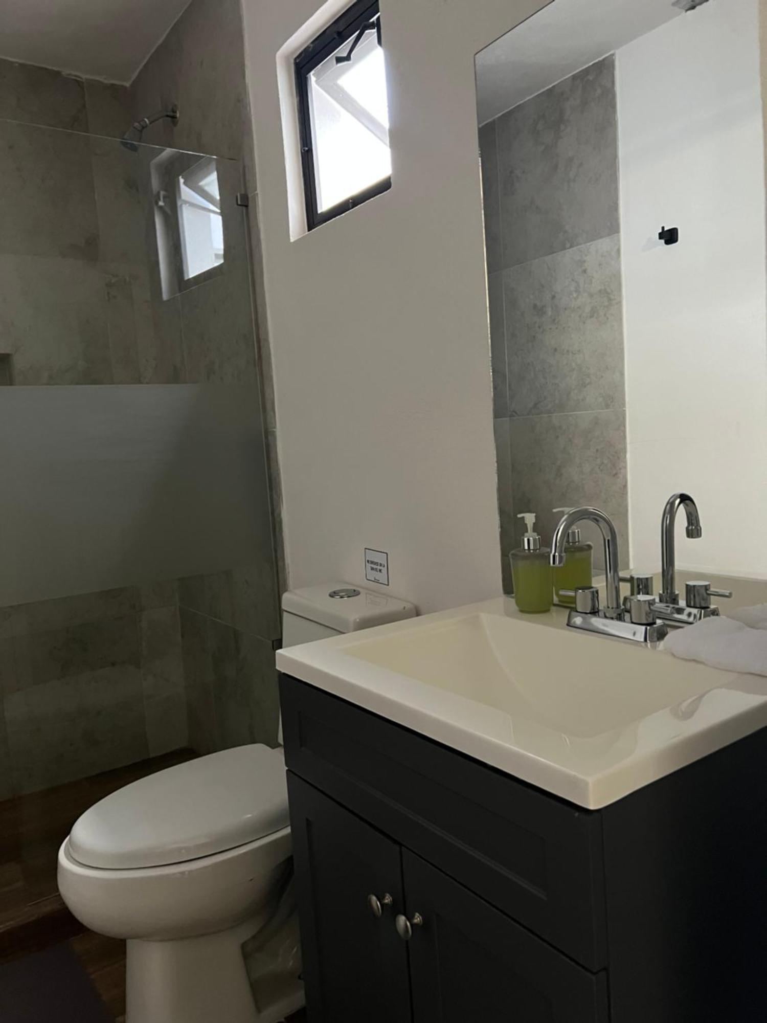 Hotel Tia Flora Λεόν Εξωτερικό φωτογραφία